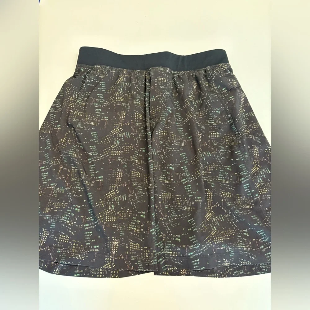 Lululemon 10” inseam unlined shorts size‎ large